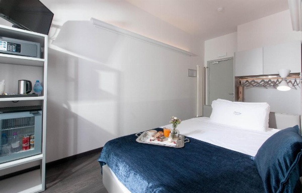 Hotel Touring image 19